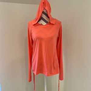 Magellan fish gear hoodie. Like new. Only worn once.